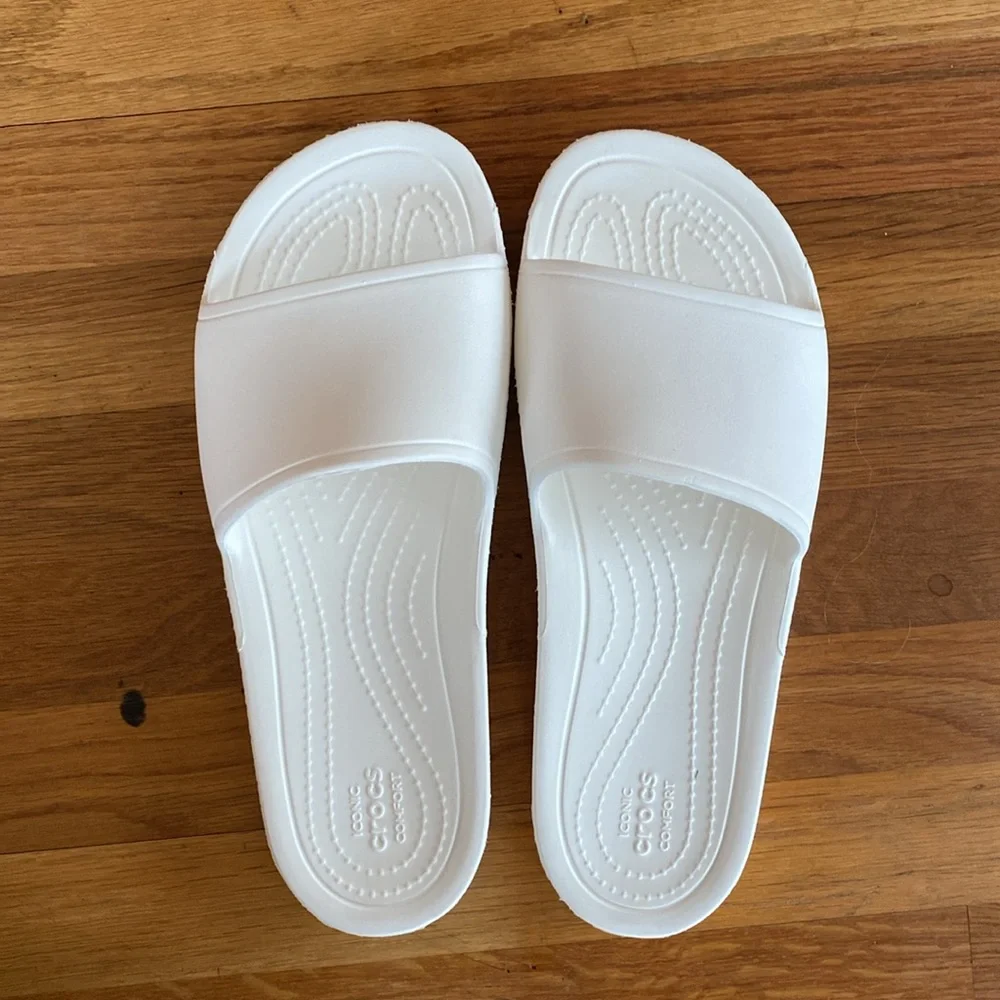 Crocs Sloane Slide White size 9 - Picture 6 of 7